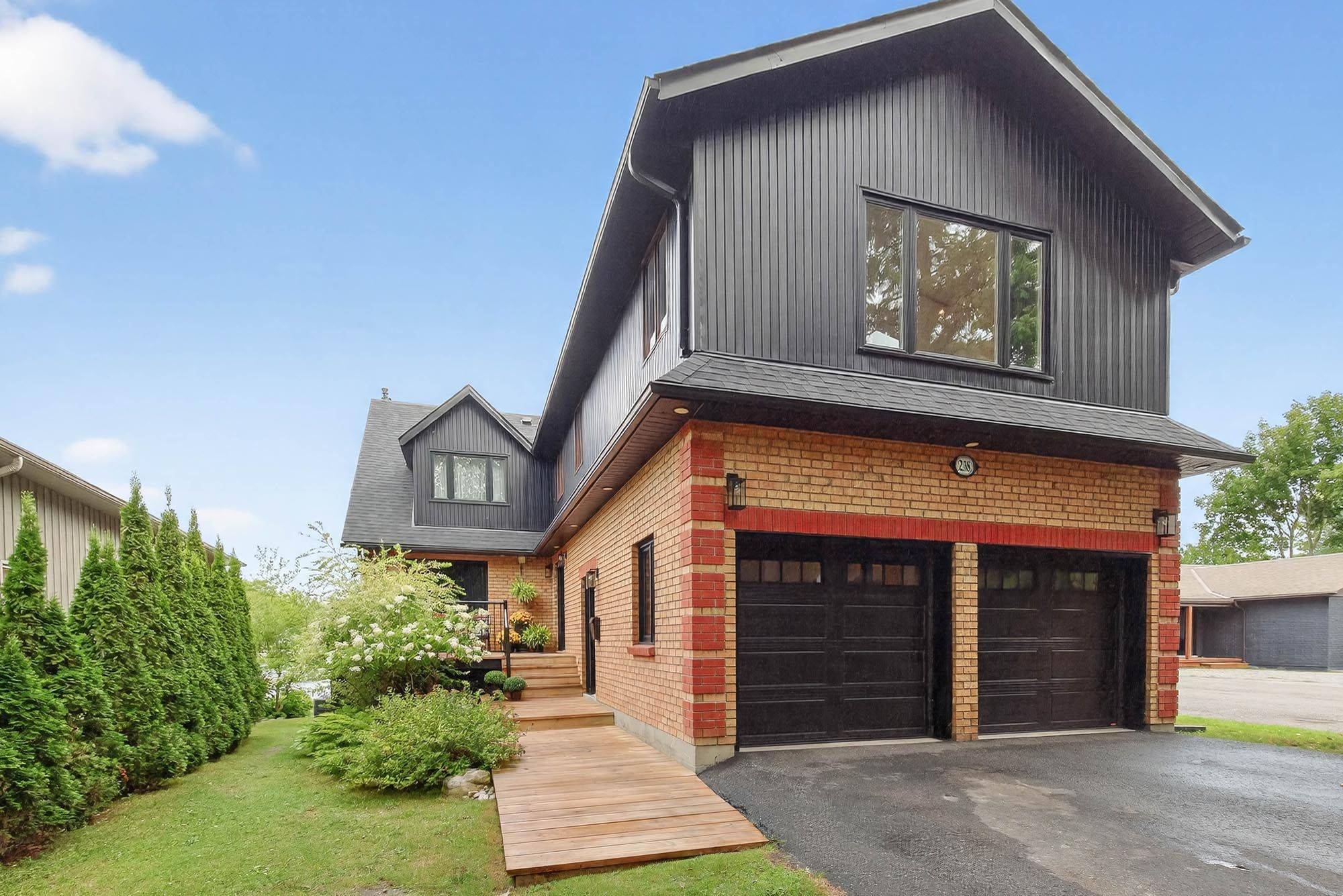 238 Robins Point RD, Tay, ON L0K 2A0