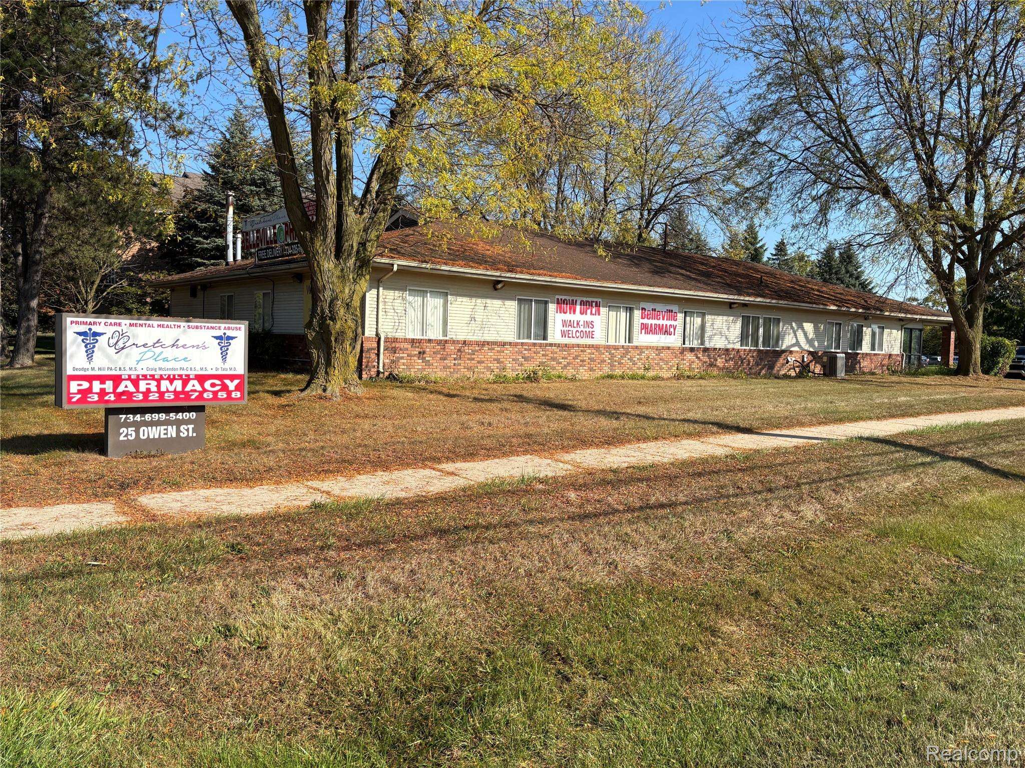 25 Owen ST, Belleville, MI 48111