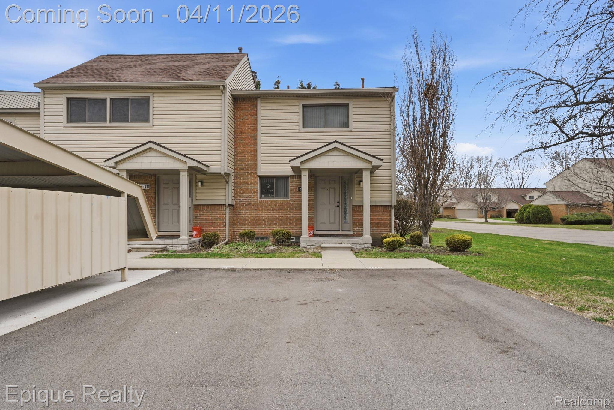 3895 Old Creek RD, Troy, MI 48084