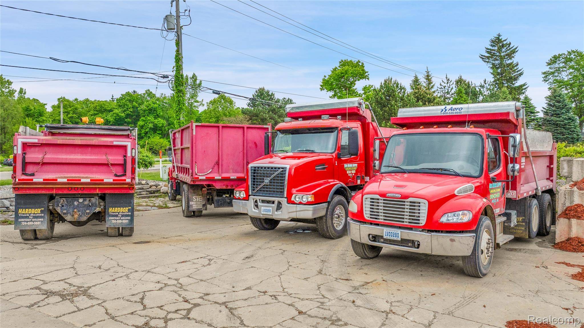 3080 Grange Hall RD, Holly Township, MI 48442