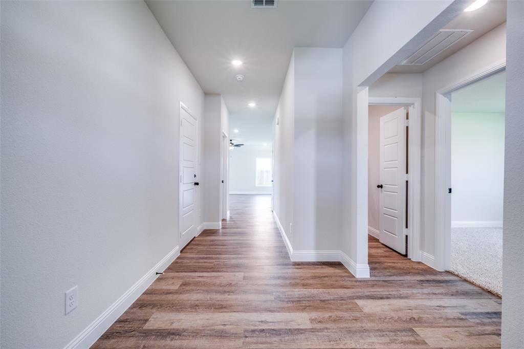 4213 Baccarat Lane, Sanger, TX 76266
