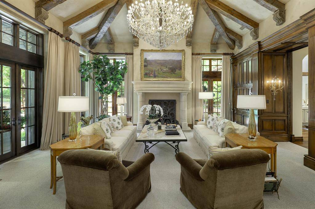 15 Robledo Drive, Dallas, TX 75230