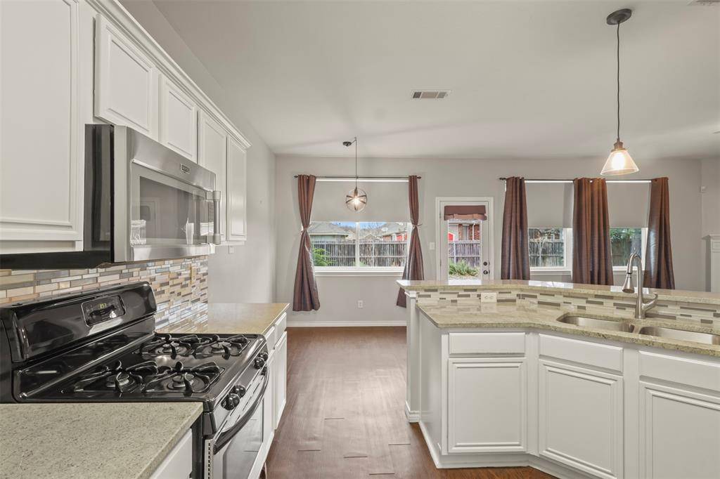 4307 Windy Meadow Drive, Corinth, TX 76208