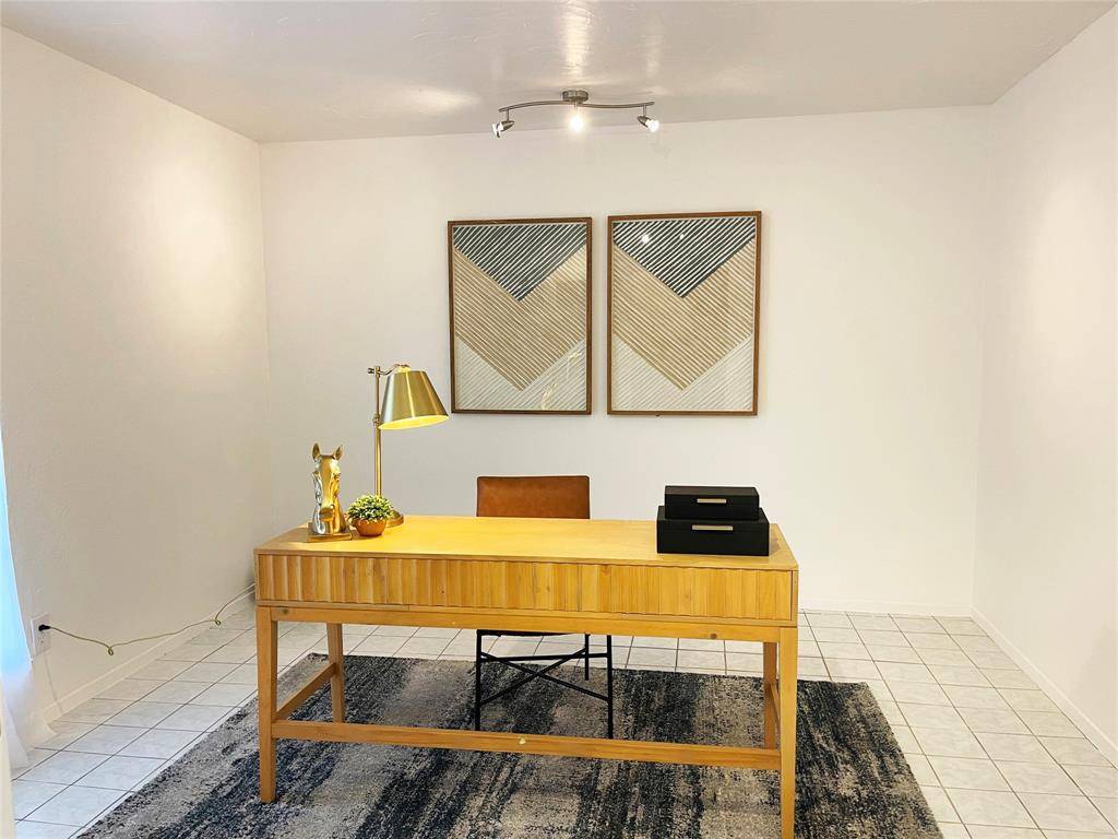 5528 Woodland Hills Drive, Denton, TX 76208