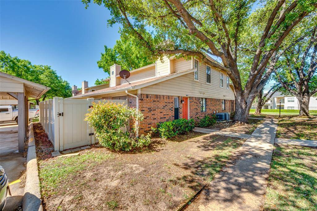 2240 Tarpley Road #32, Carrollton, TX 75006
