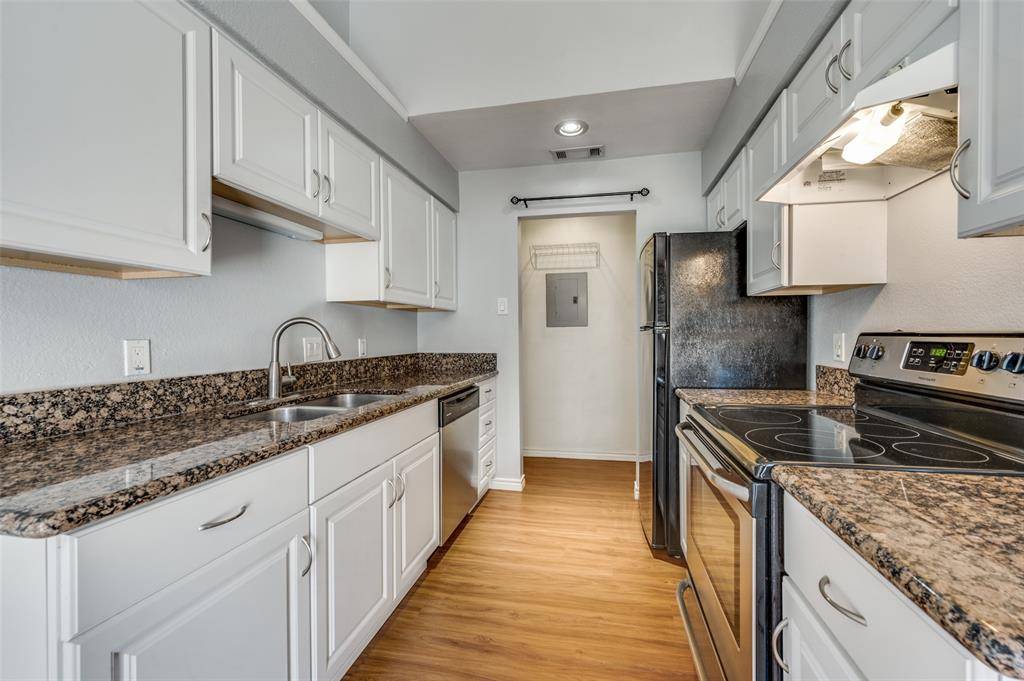 2240 Tarpley Road #32, Carrollton, TX 75006