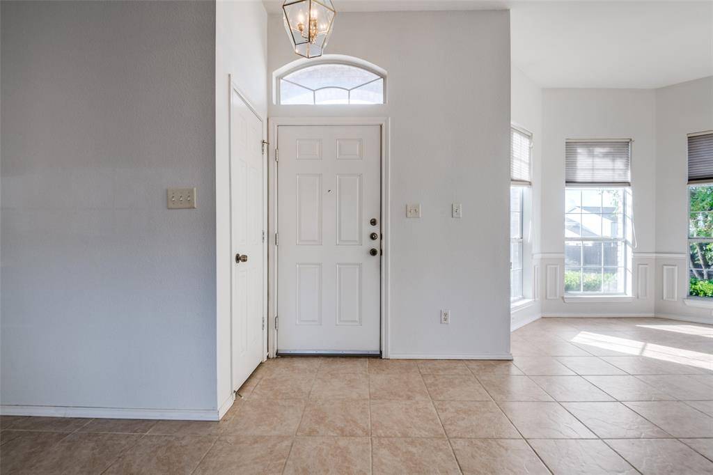 4500 Saddlebrook Drive, Carrollton, TX 75010