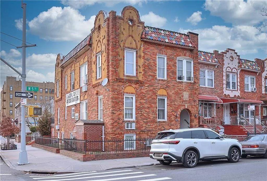 1600 West 5th ST, Brooklyn, NY 11204