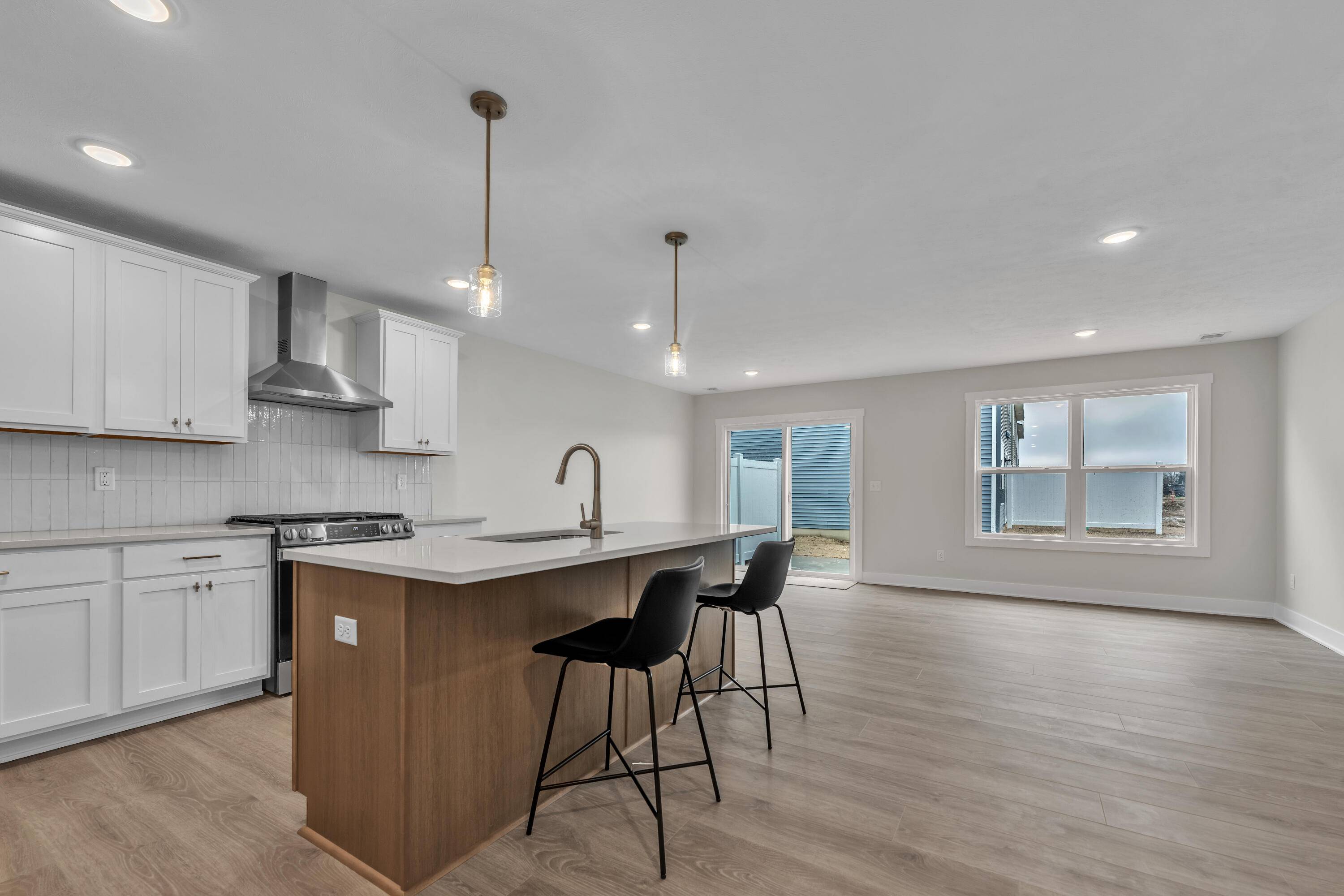 226 Elkenburg ST #9, South Haven City, MI 49090