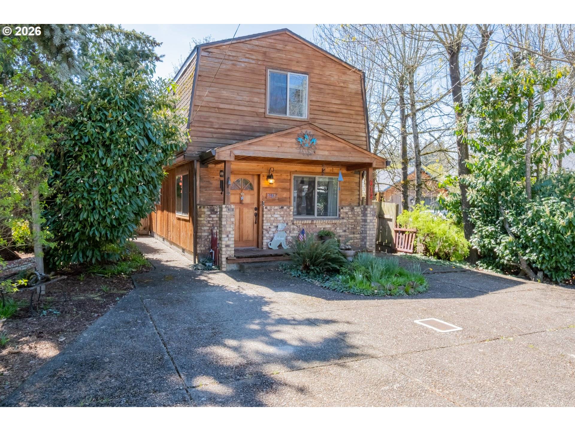 612 KAY AVE, Brownsville, OR 97327