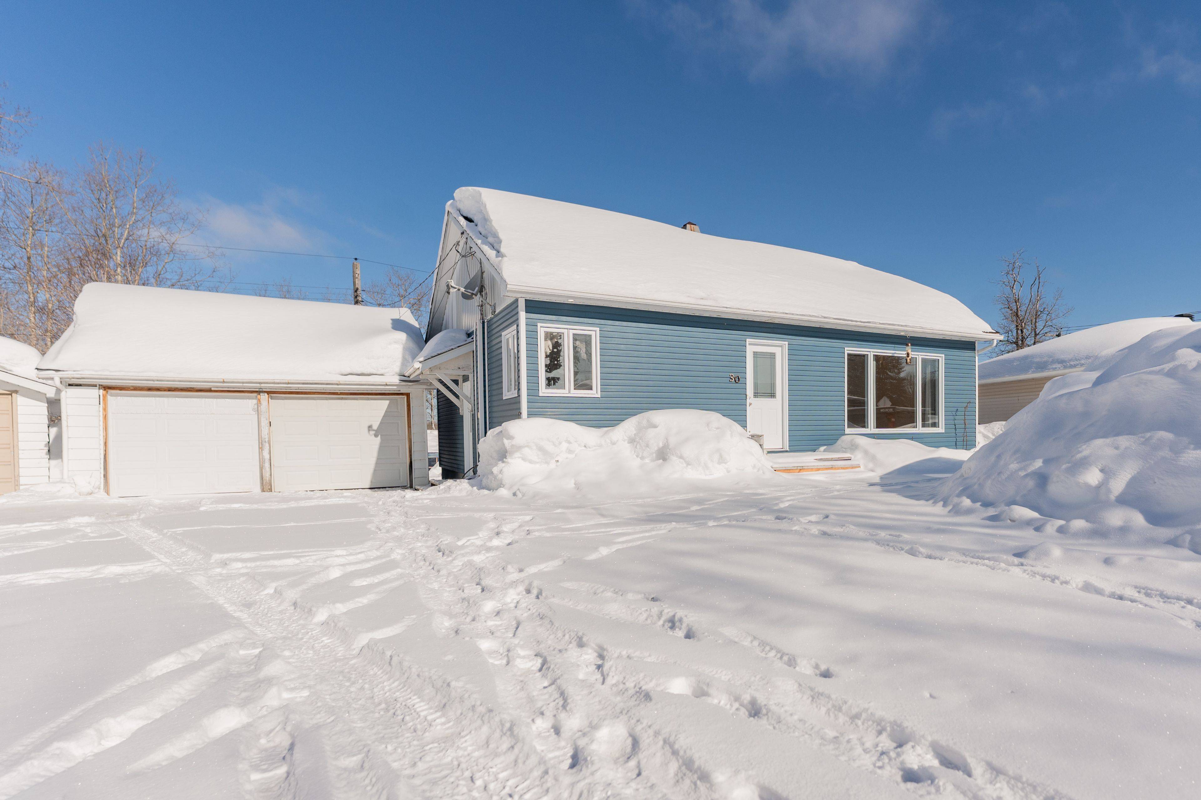 30 Pine CRES, Kapuskasing, ON P5N 1X7