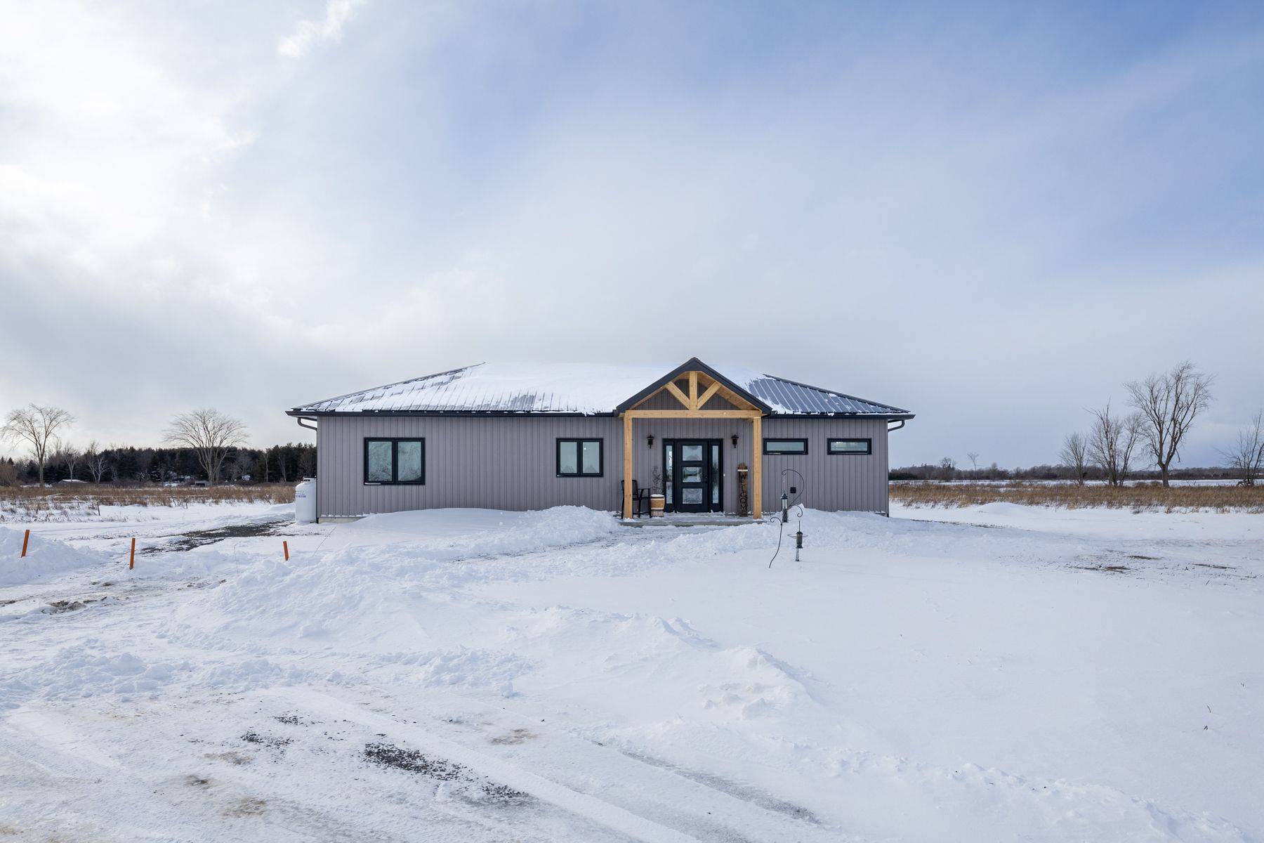 292 Kyes RD, Front Of Leeds & Seeleys Bay, ON K0E 1L0