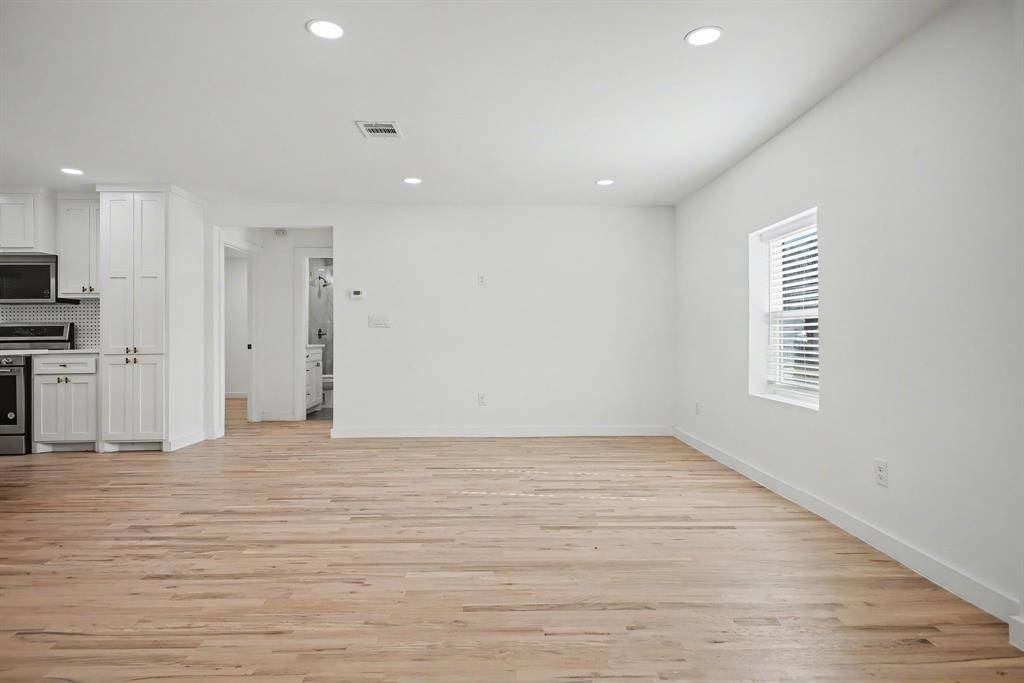 3503 Fontana Drive, Dallas, TX 75220