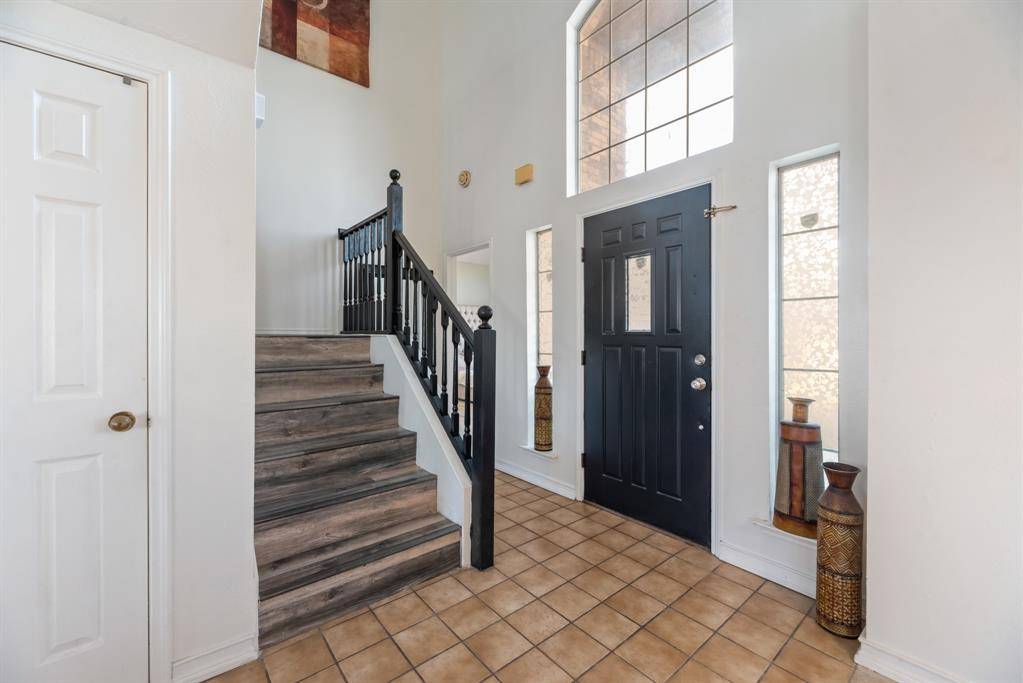 608 Fuller Drive, Cedar Hill, TX 75104