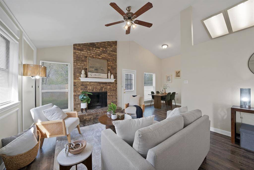 5604 Congressional Drive, Arlington, TX 76018