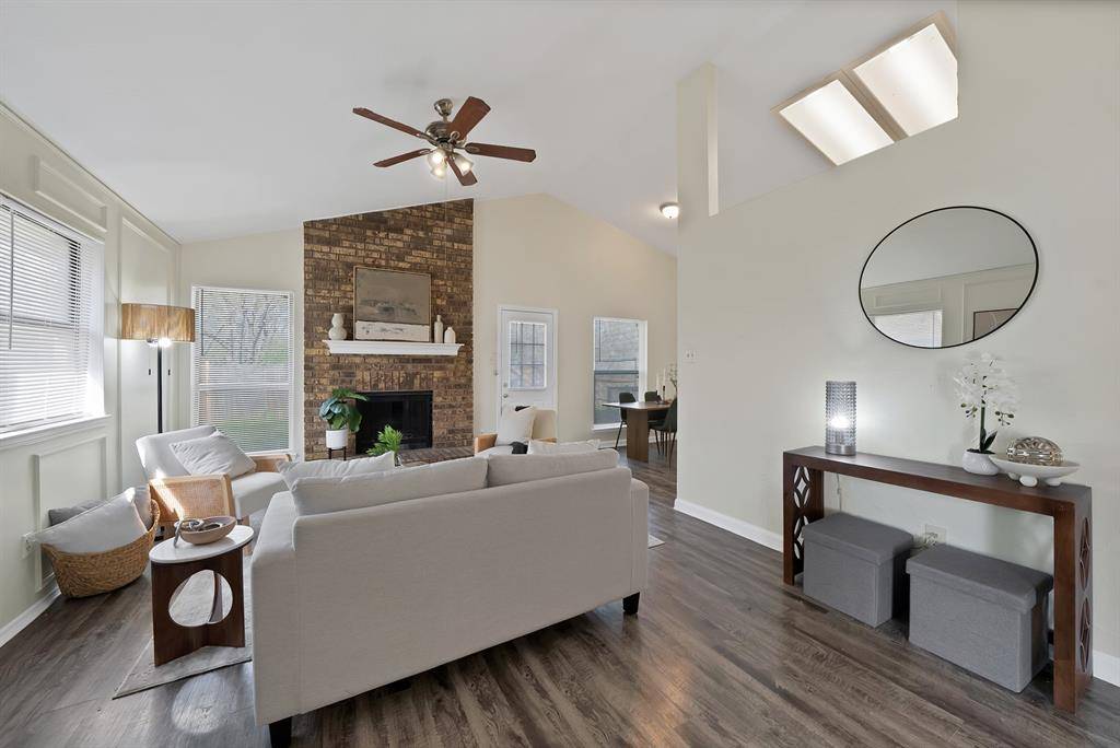 5604 Congressional Drive, Arlington, TX 76018