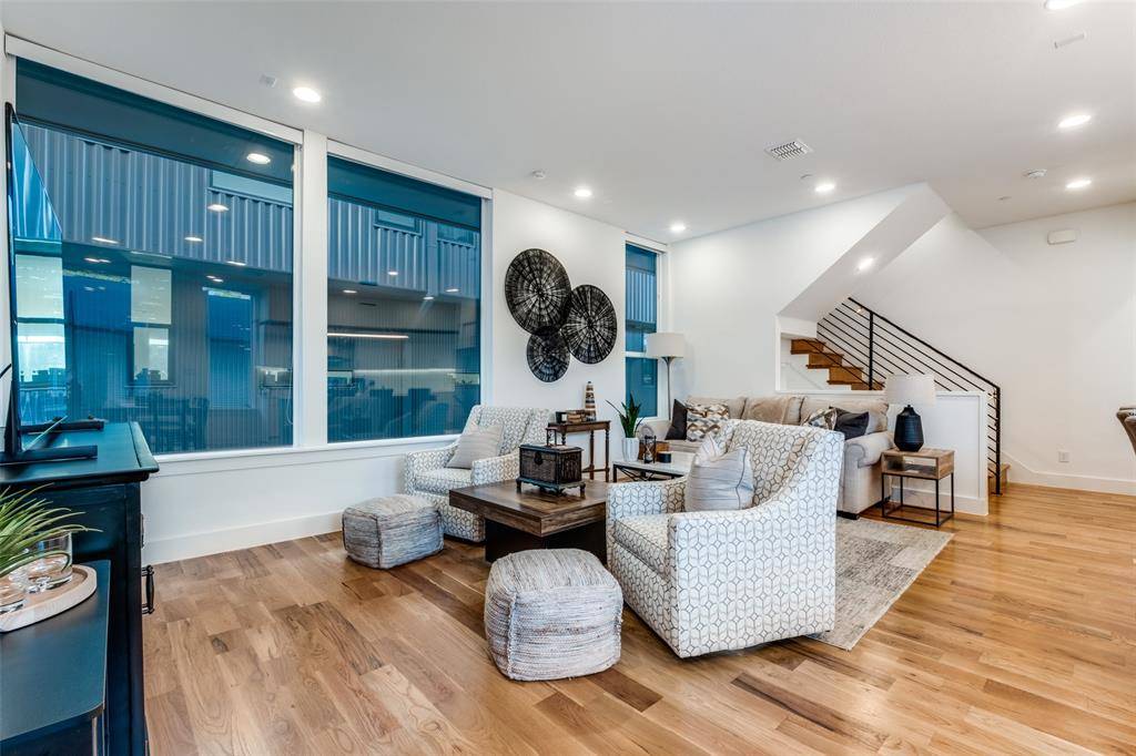 1932 Cuyler Court, Dallas, TX 75204