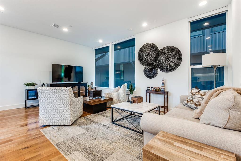 1932 Cuyler Court, Dallas, TX 75204