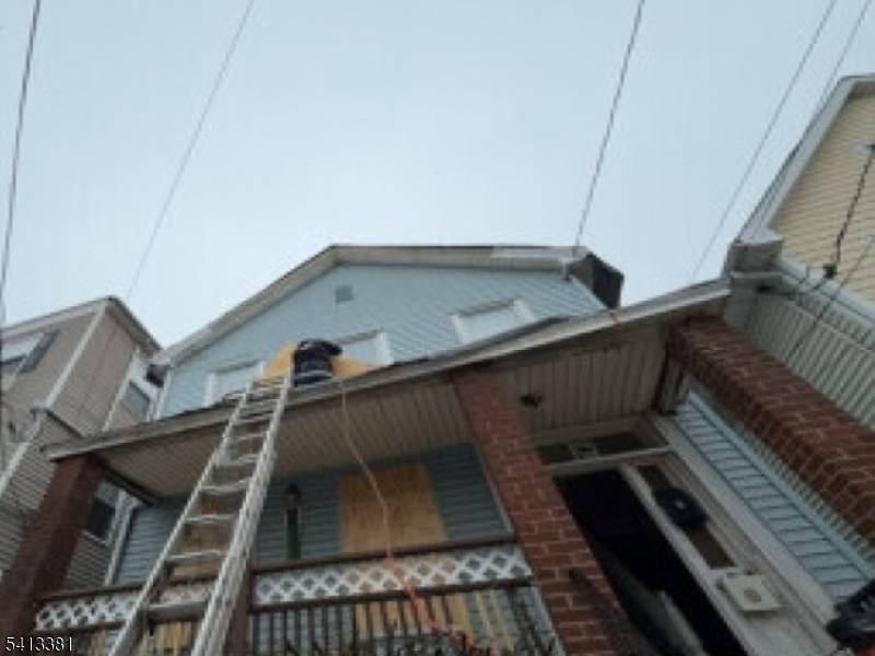 264 Somerset St, New Brunswick City, NJ 08901