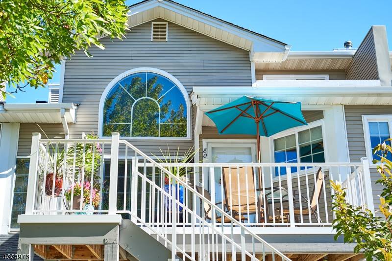 80 Ashley Ct, Bedminster Twp., NJ 07921