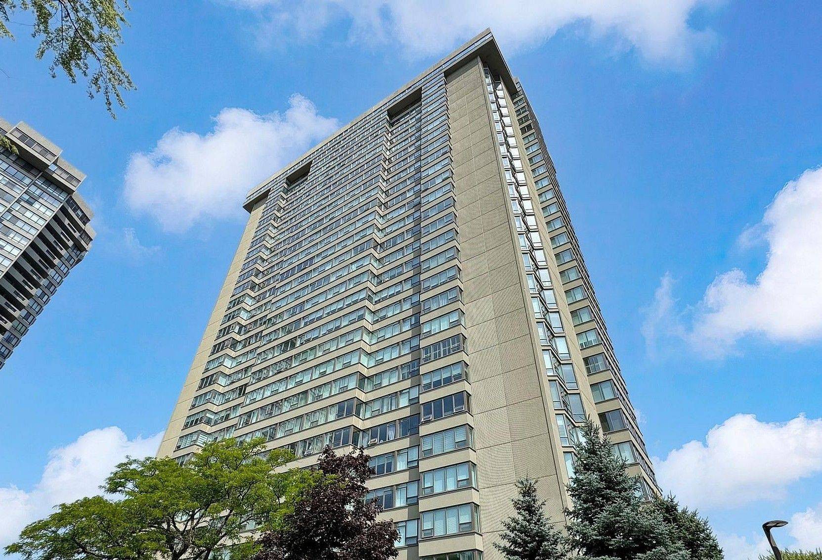 55 Skymark DR #1705, Toronto C15, ON M2H 3N4