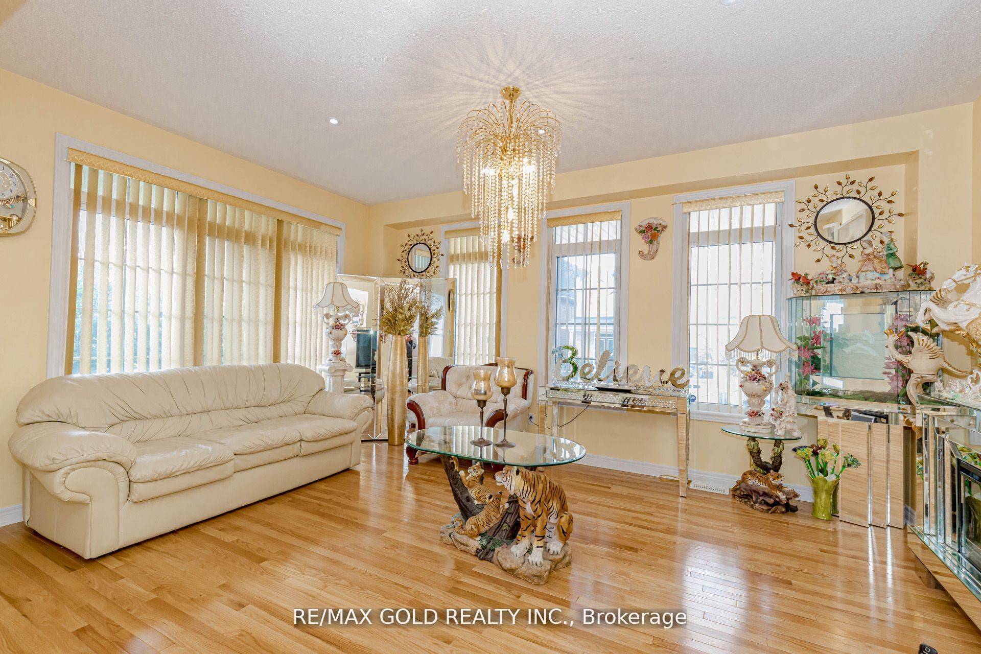 1554 Bruny AVE, Pickering, ON L0A 1G0