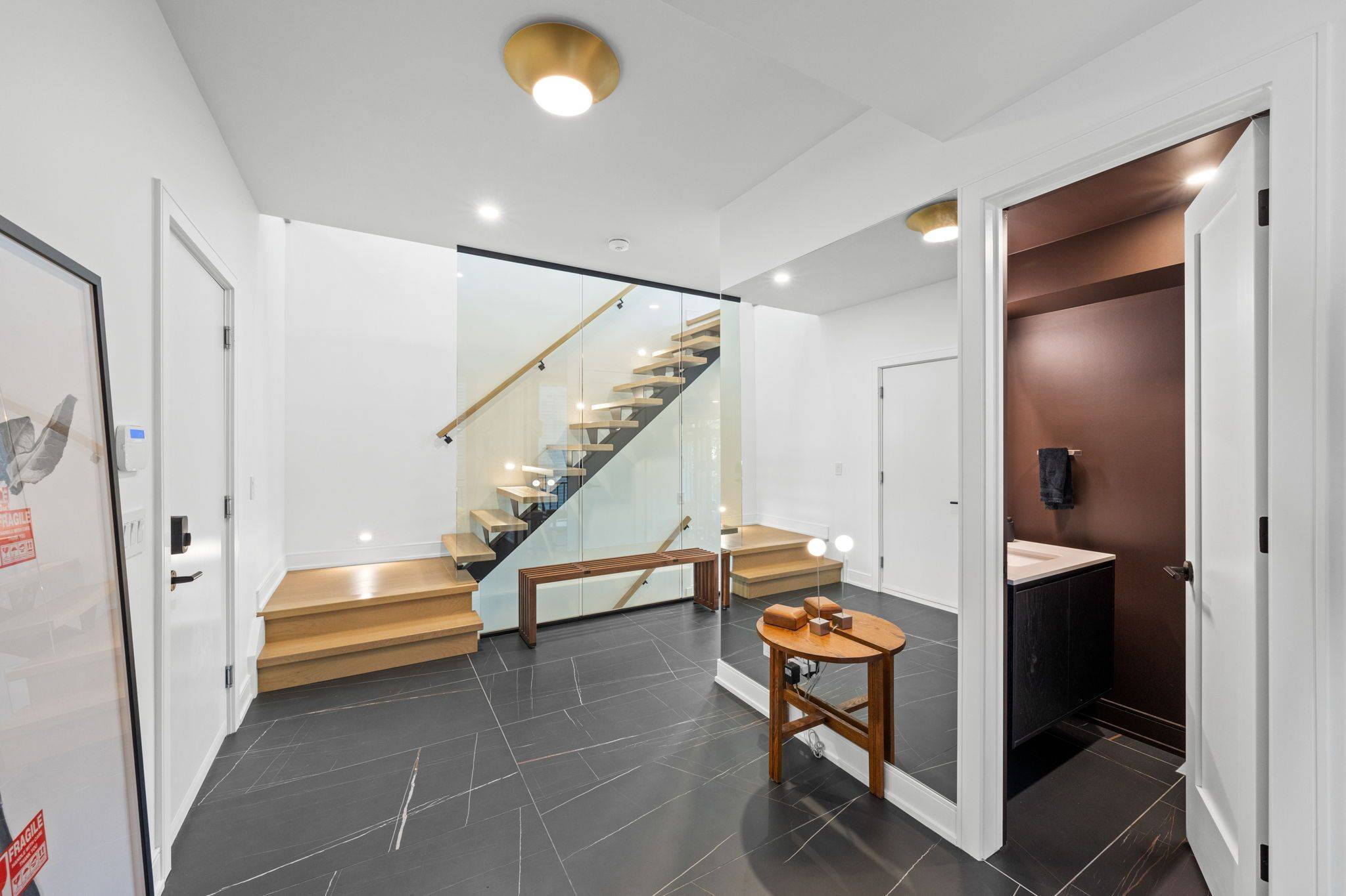 127 Peridot Private, Dows Lake - Civic Hospital And Area, ON K2C 3M3