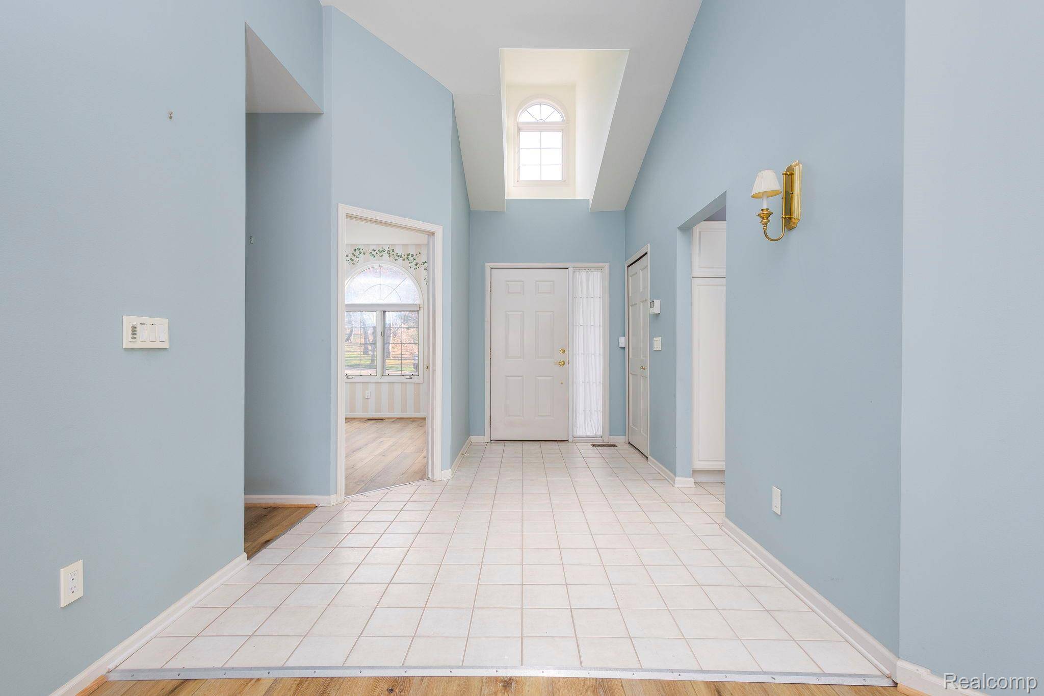 8518 Invitational DR S, Washington Township, MI 48094