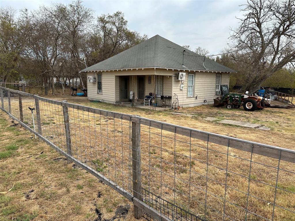5273 Fm 73 Road, Prairie Hill, TX 76678