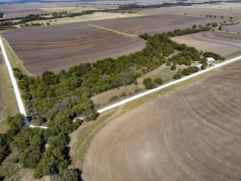 322 Hcr 2320, Abbott, TX 76621