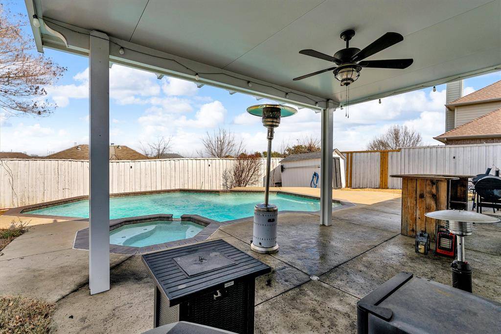 233 Keswick Lane, Mesquite, TX 75150