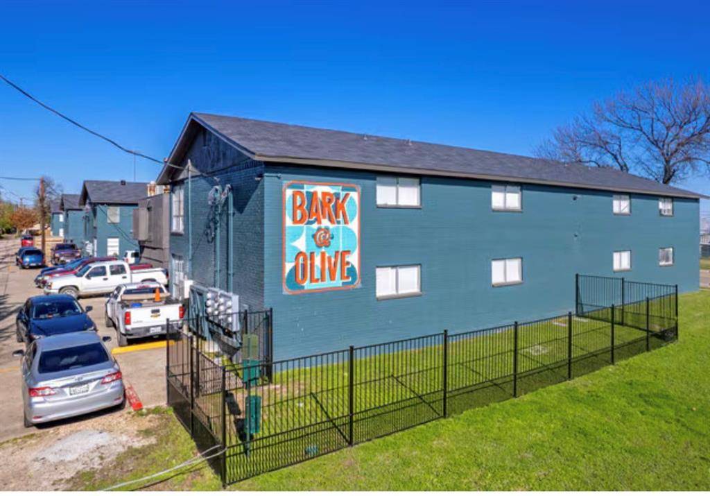 2211 S Vernon Avenue #115, Dallas, TX 75224