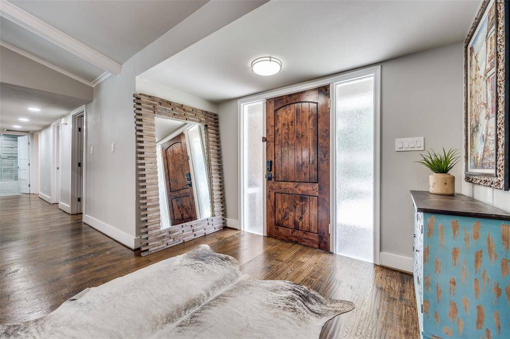 3245 Latham Drive, Dallas, TX 75229