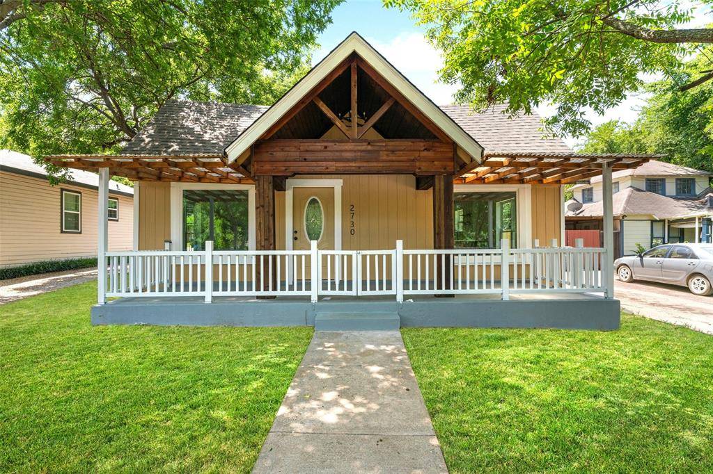 2730 Gladstone Drive, Dallas, TX 75211