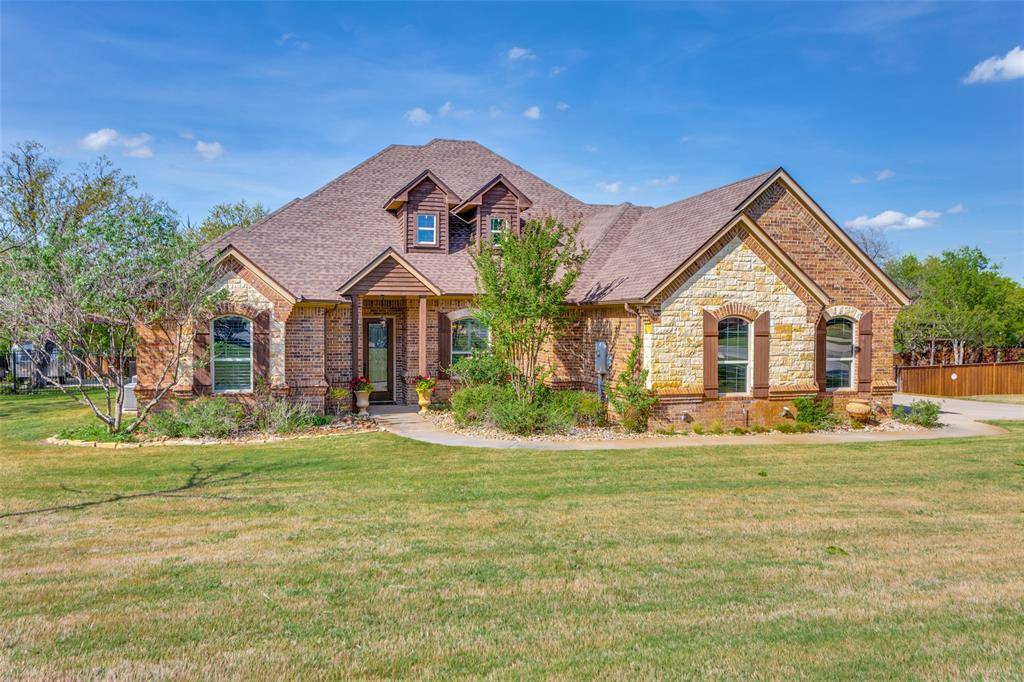 2113 Woodland Hills Lane, Weatherford, TX 76087