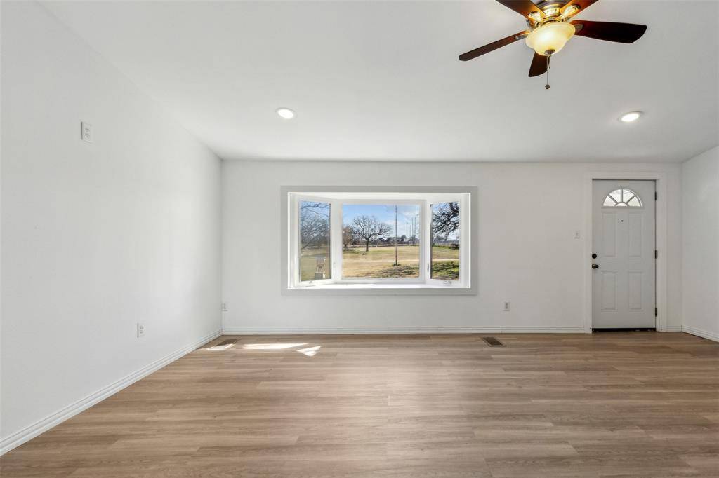 3217 E Fm 916, Cleburne, TX 76031