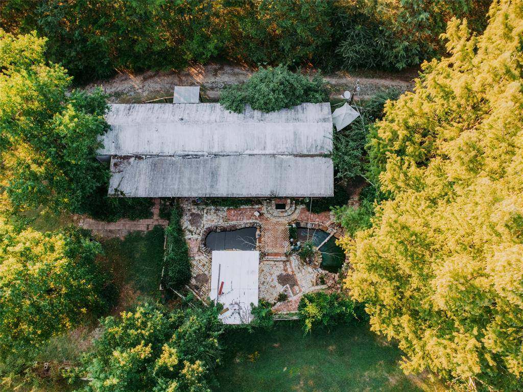 1609 County Road 2626, Wells, TX 75976