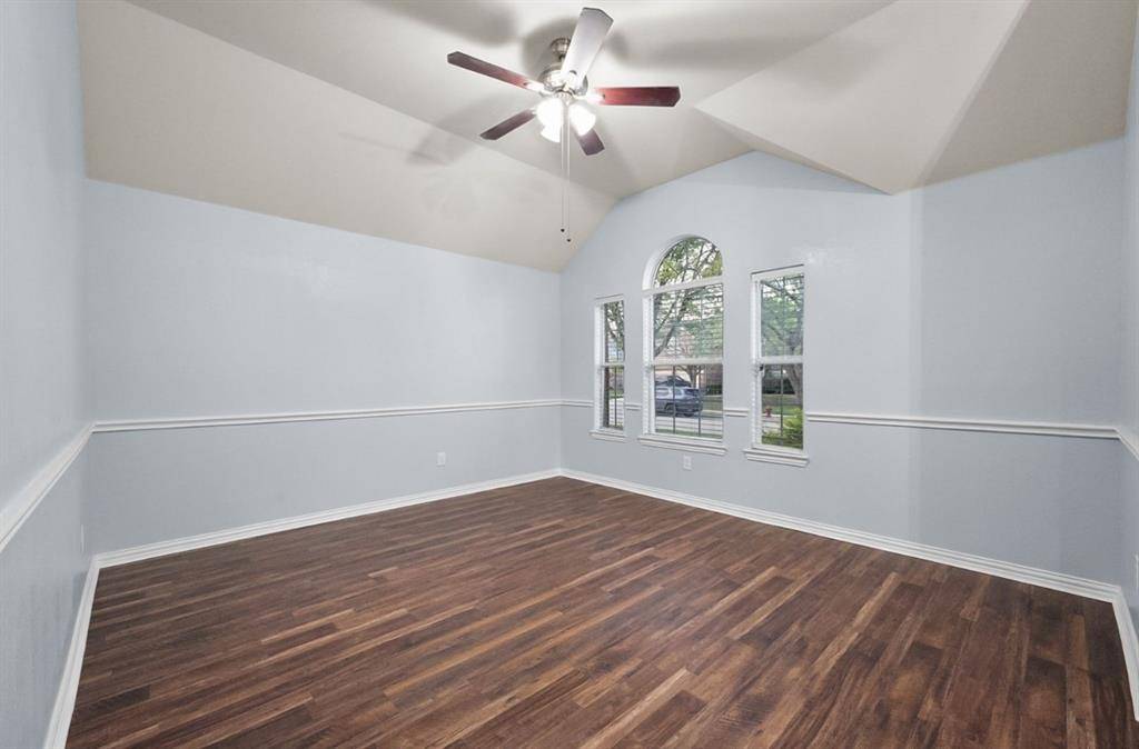 915 Seider Lane, Grand Prairie, TX 75052