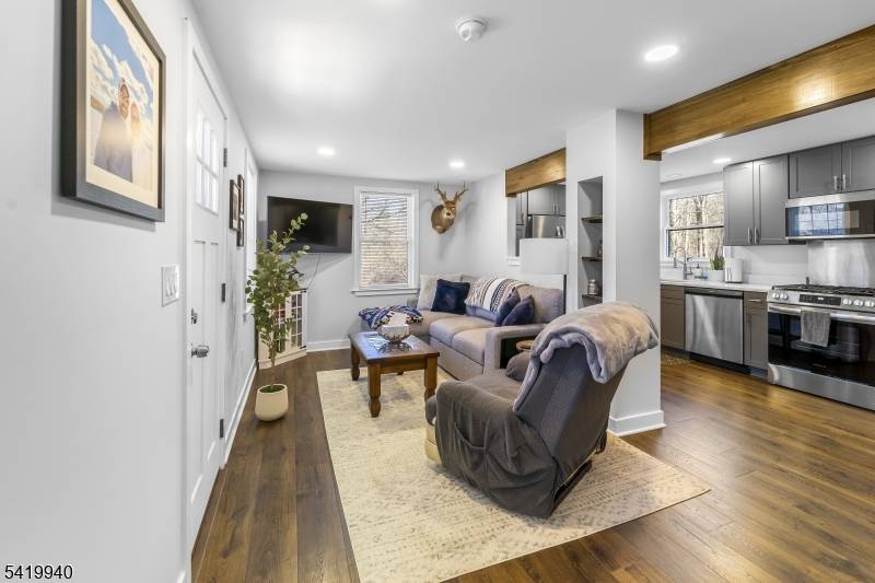 626 State Route 12, Delaware Twp., NJ 08822