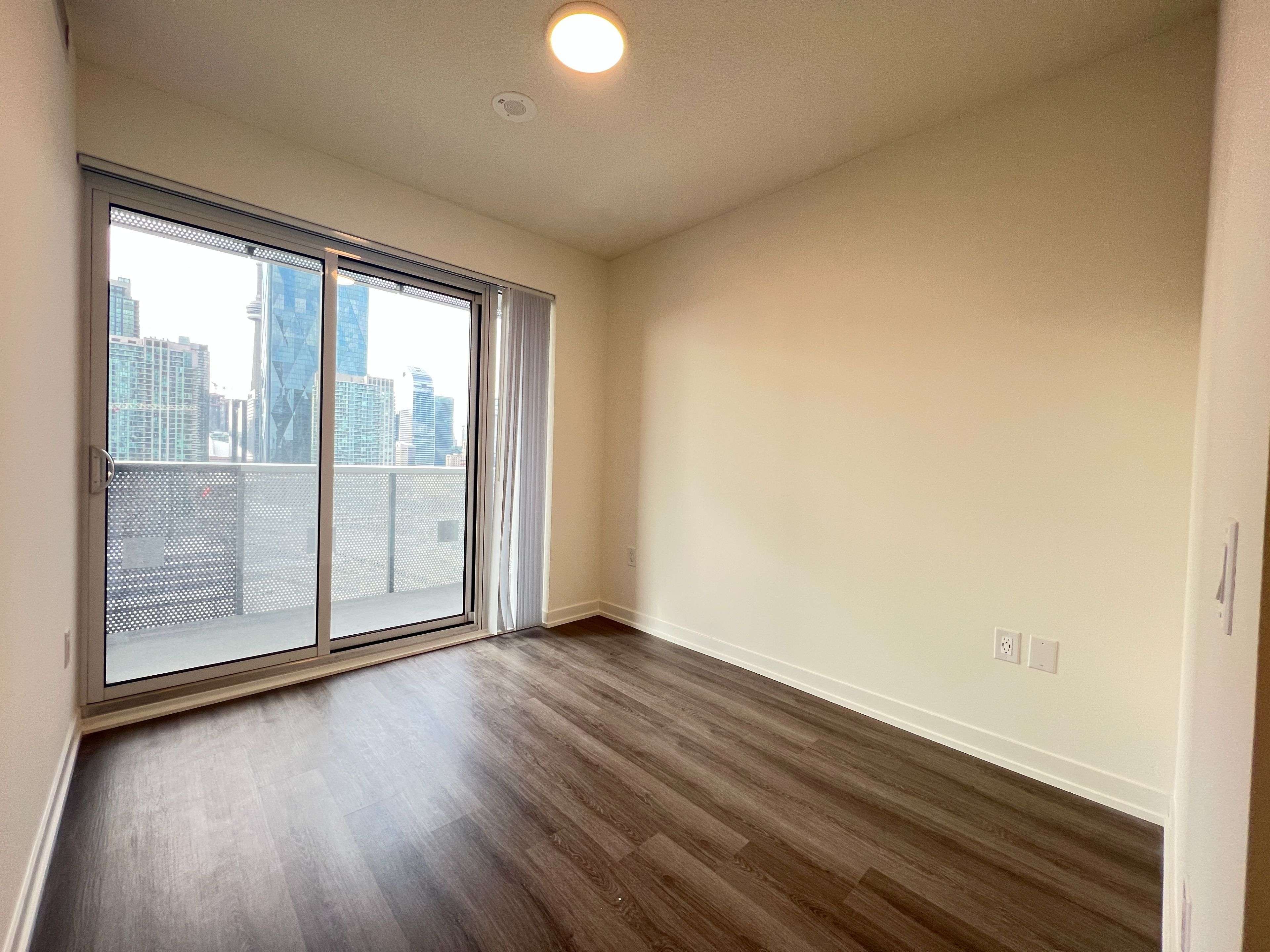 138 Downes ST #2111, Toronto C01, ON M5E 0E4