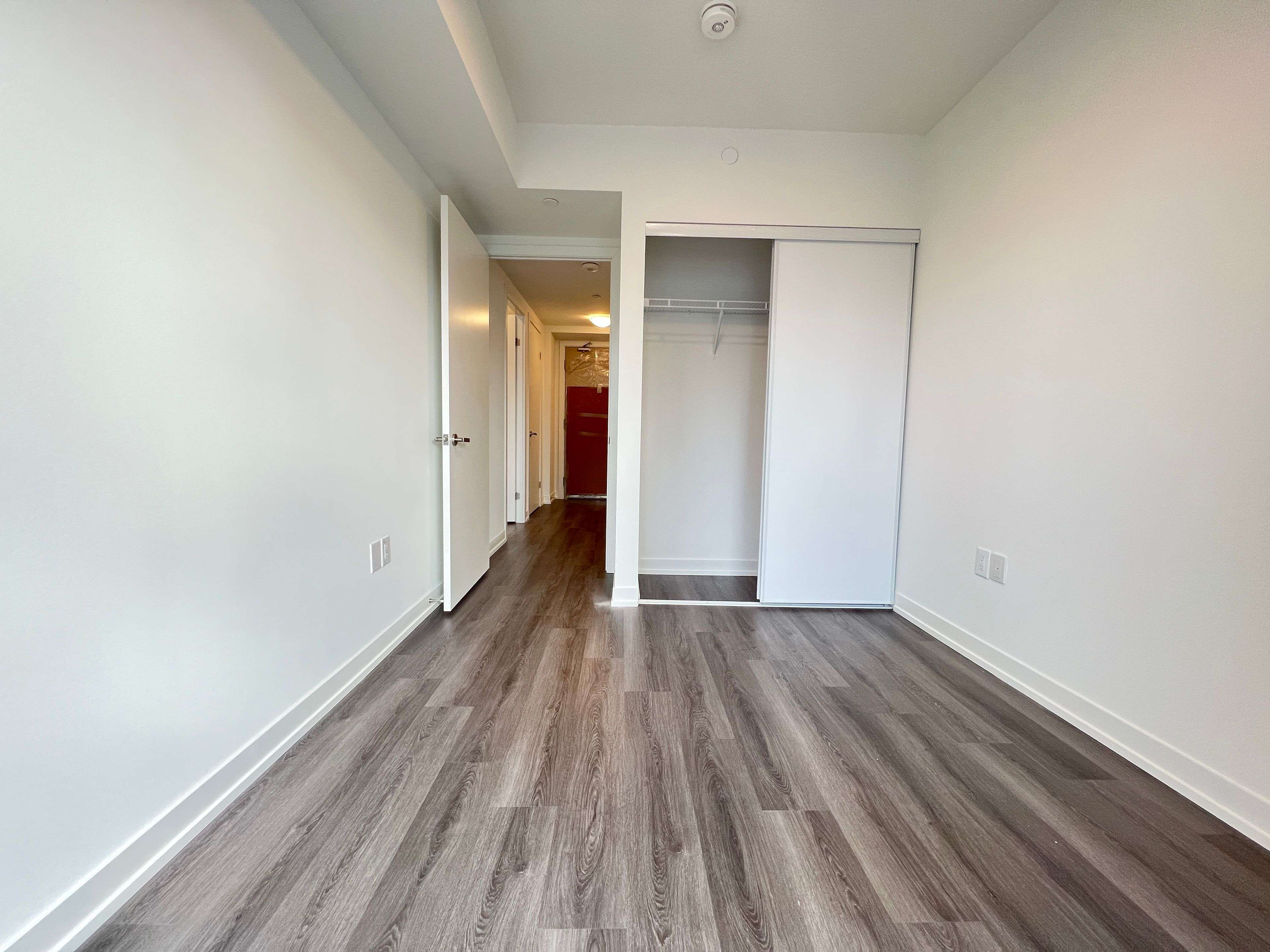 138 Downes ST #2111, Toronto C01, ON M5E 0E4