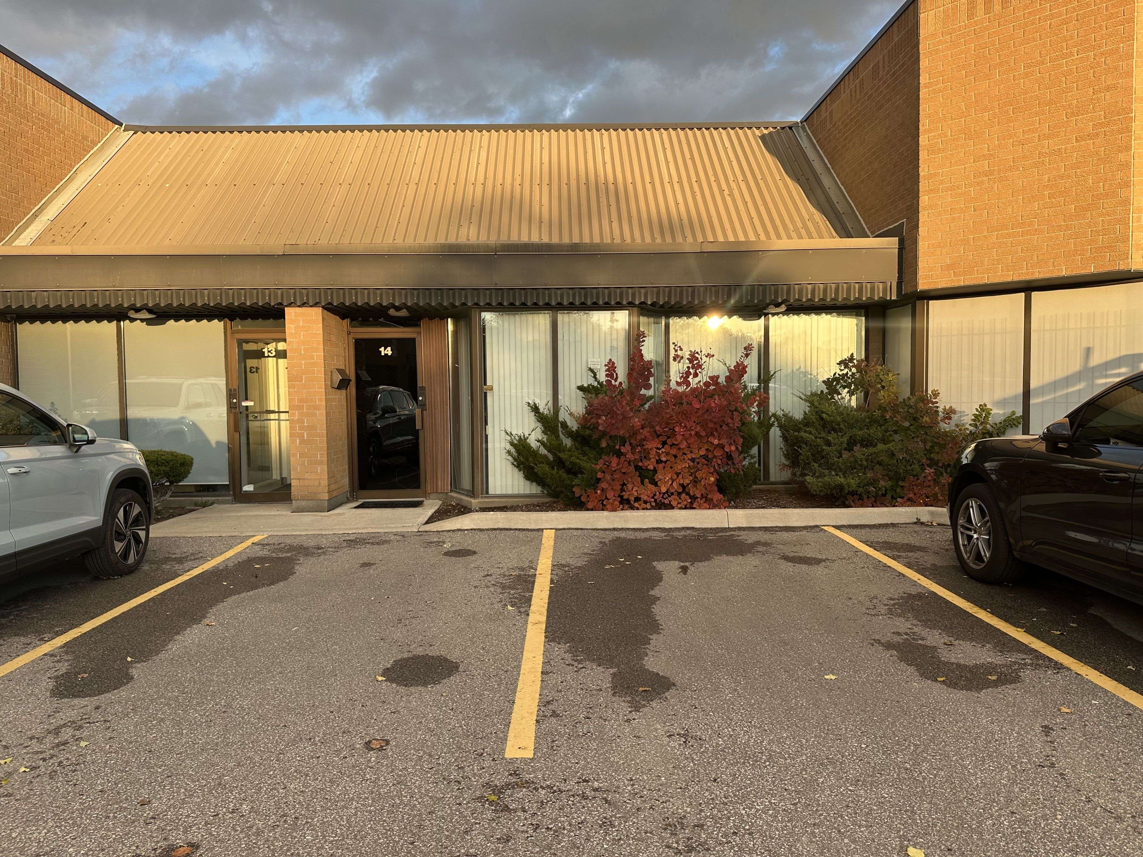 95 West Beaver Creek RD #14, Richmond Hill, ON L4B 1H2