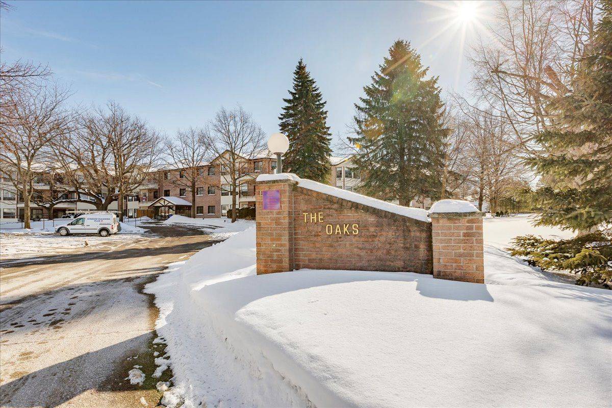 111 Grew BLVD #105, Georgina, ON L0E 1L0