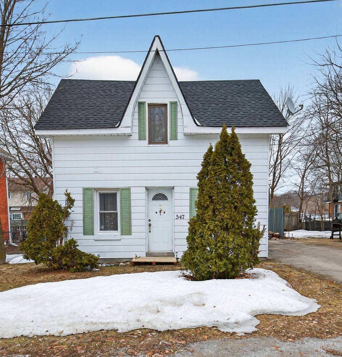 547 Nelson ST, Midland, ON L4R 3L7