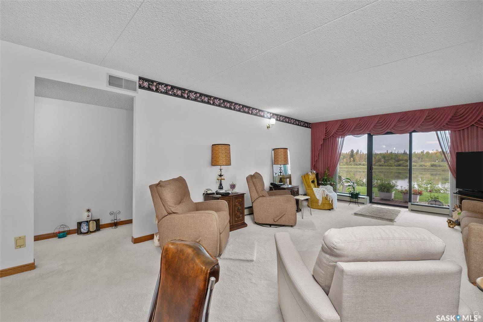 516 River STREET E #1B, Prince Albert, SK S6V 0A6