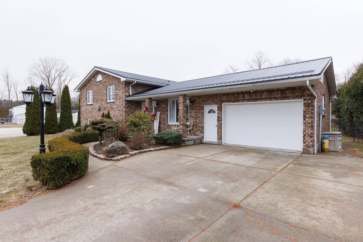 24565 Pioneer Line, West Elgin, ON N0L 2P0