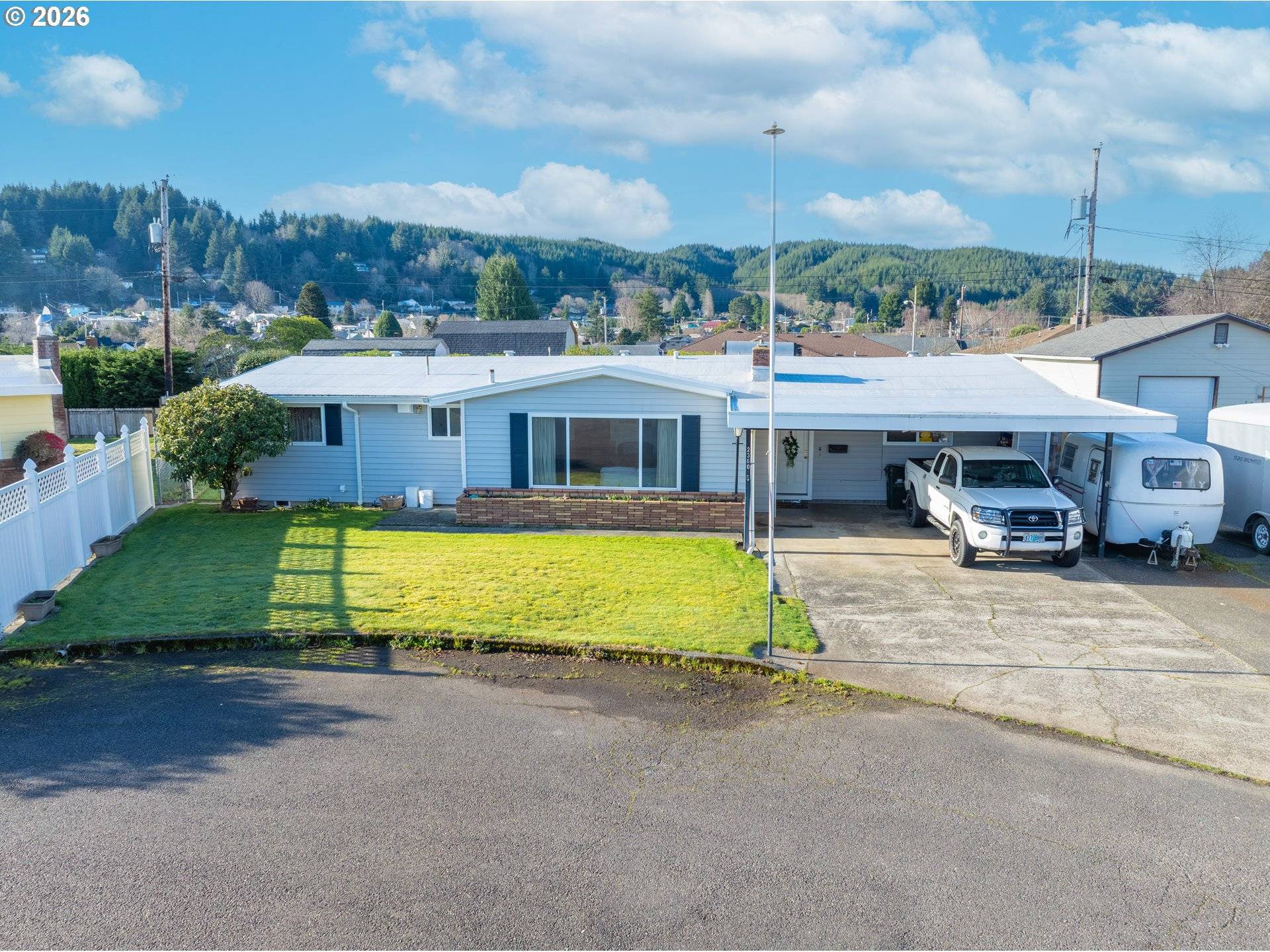 2360 HIGH ST, Reedsport, OR 97467
