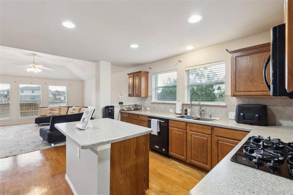 2015 Sumac Drive, Forney, TX 75126