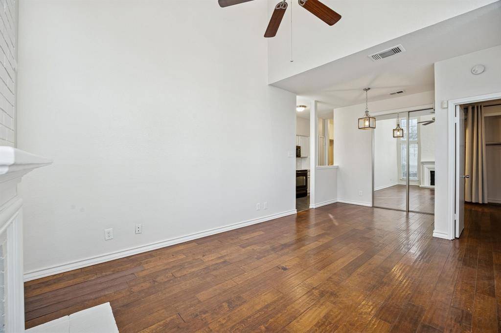 6220 Bentwood Trail #703, Dallas, TX 75252