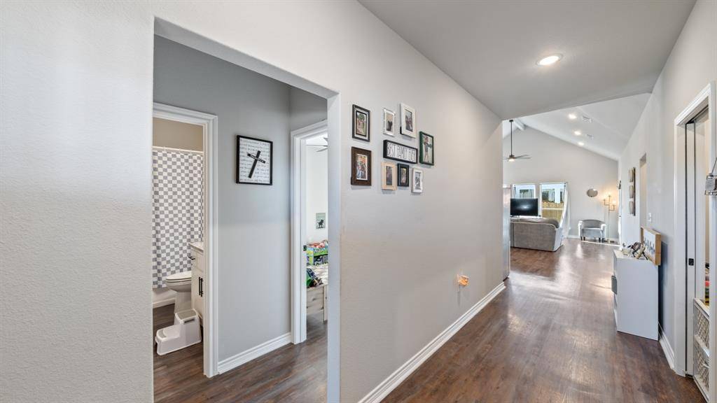 301 Paschall Boulevard, Mabank, TX 75147